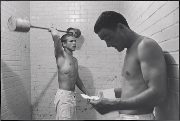 Danny Lyon, Weight lifters, Ramsey Unit, Texas, 1968 © Danny Lyon / Magnum Photos. Courtesy Gavin Brown‘s Enterprise Danny Lyon, Weight lifters, Ramsey Unit, Texas, 1968 © Danny Lyon / Magnum Photos. Courtesy Gavin Brown‘s Enterprise