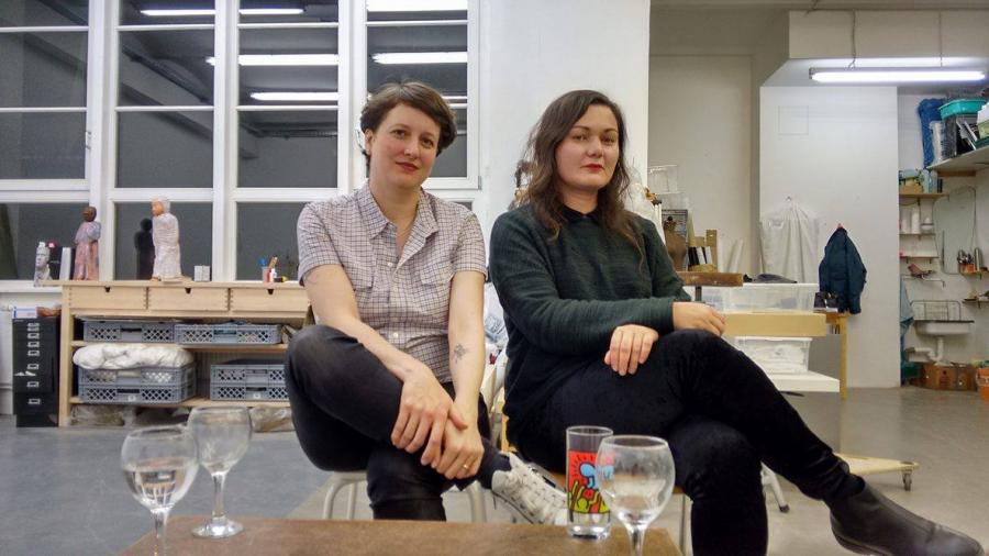 Black Palm for Friends with Books