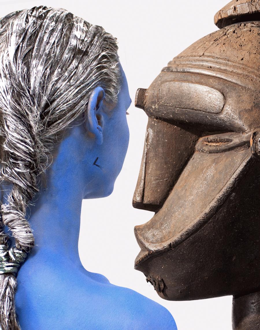 Left: © Donna Huanca Right: Unknown artist, Igbo (Nigeria, early 20th century or earlier) Male Ogbom Headdress - Photo: Andrea Rossetti Courtesy Peres Projects, Berlin Left: © Donna Huanca Right: Unknown artist, Igbo (Nigeria, early 20th century or earlier) Male Ogbom Headdress - Photo: Andrea Rossetti Courtesy Peres Projects, Berlin