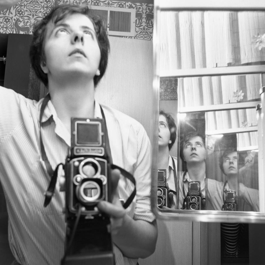 Vivian Maier, self portrait, 1956 ©Estate of Vivian Maier / Courtesy: Maloof Collection and Howard Greenberg Gallery, NY
