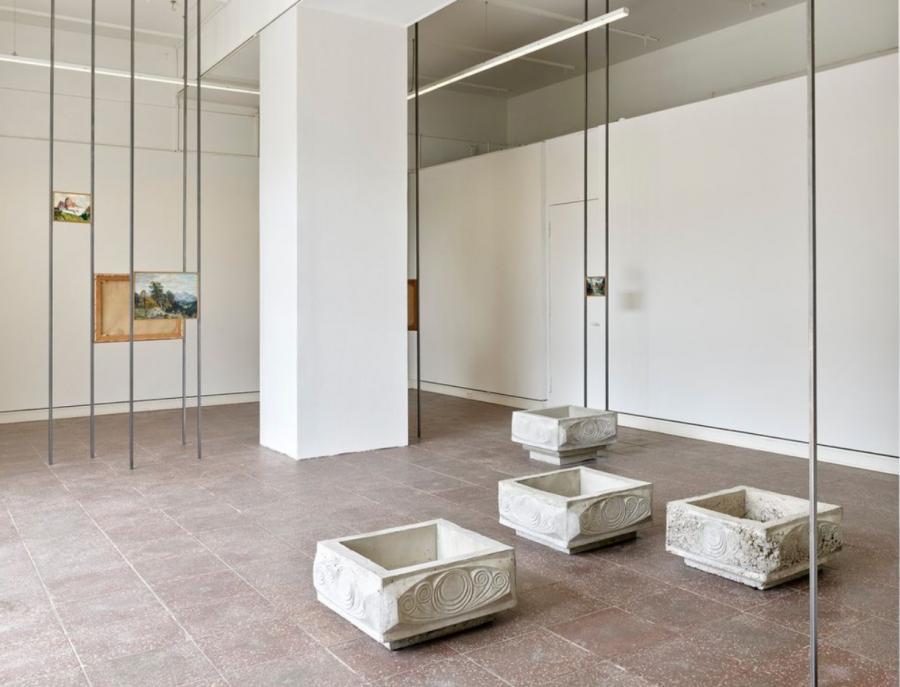 Kandis Friesen & Natalia Revko at Galerie im Turm: Her left year is shorter than her right, 2022 Photo: Eric Tschernow