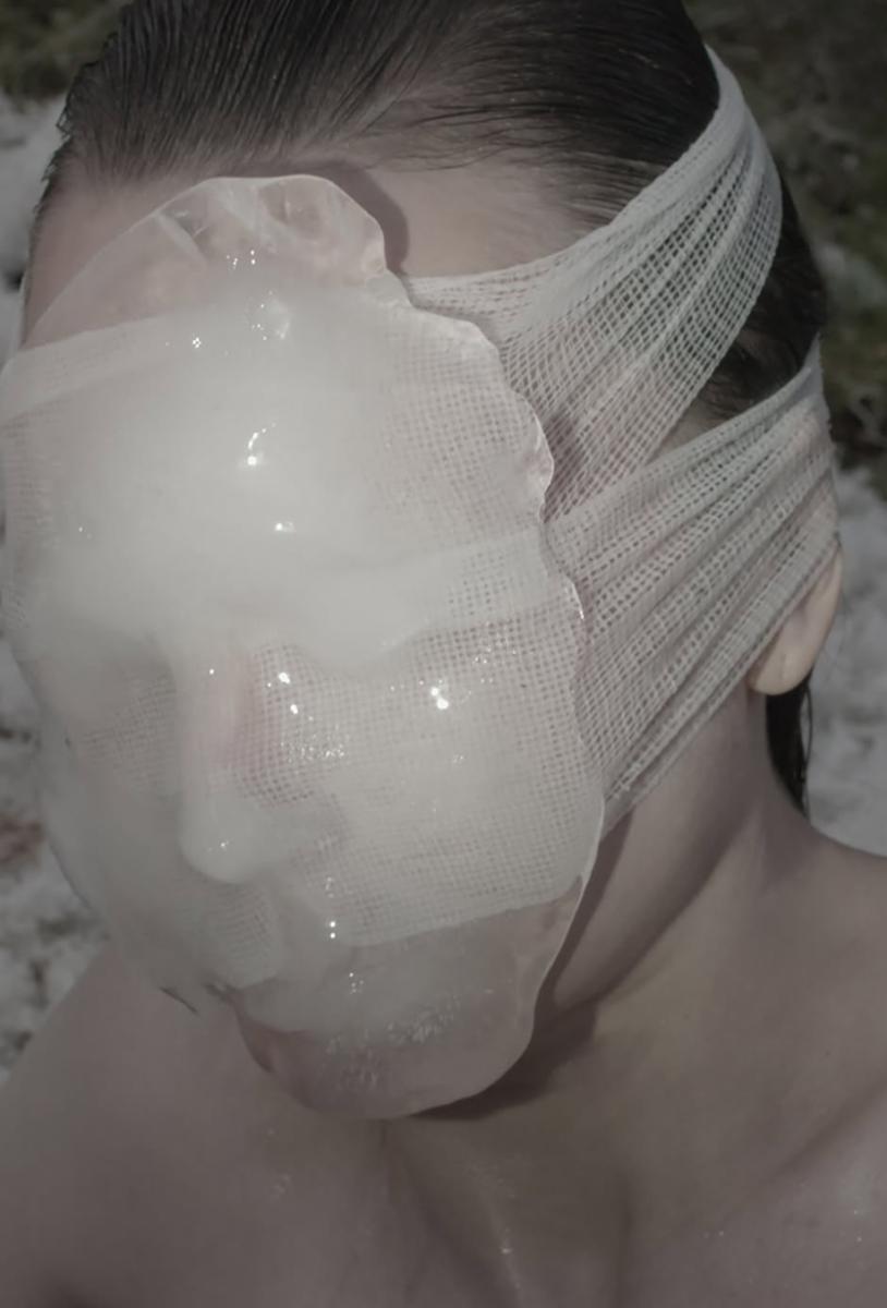 Ksti Hu, “20 kg of me”, 2025, Video Still: Iryna Drahun Ksti Hu, “20 kg of me”, 2025, Video Still: Iryna Drahun