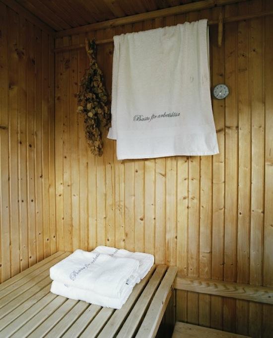 Frida Klingberg, Sauna for the unemployed, Hagen/Sweden, 2014. Frida Klingberg, Sauna for the unemployed, Hagen/Sweden, 2014.