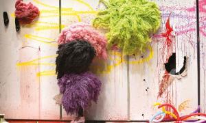 Miet Warlop, Mystery Magnet Foto: Reinout Hiel * im Rahmen der aktuellen Berichterstattung zur Berlin Art Week 2017